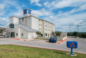 Motel 6-Marble Falls, TX